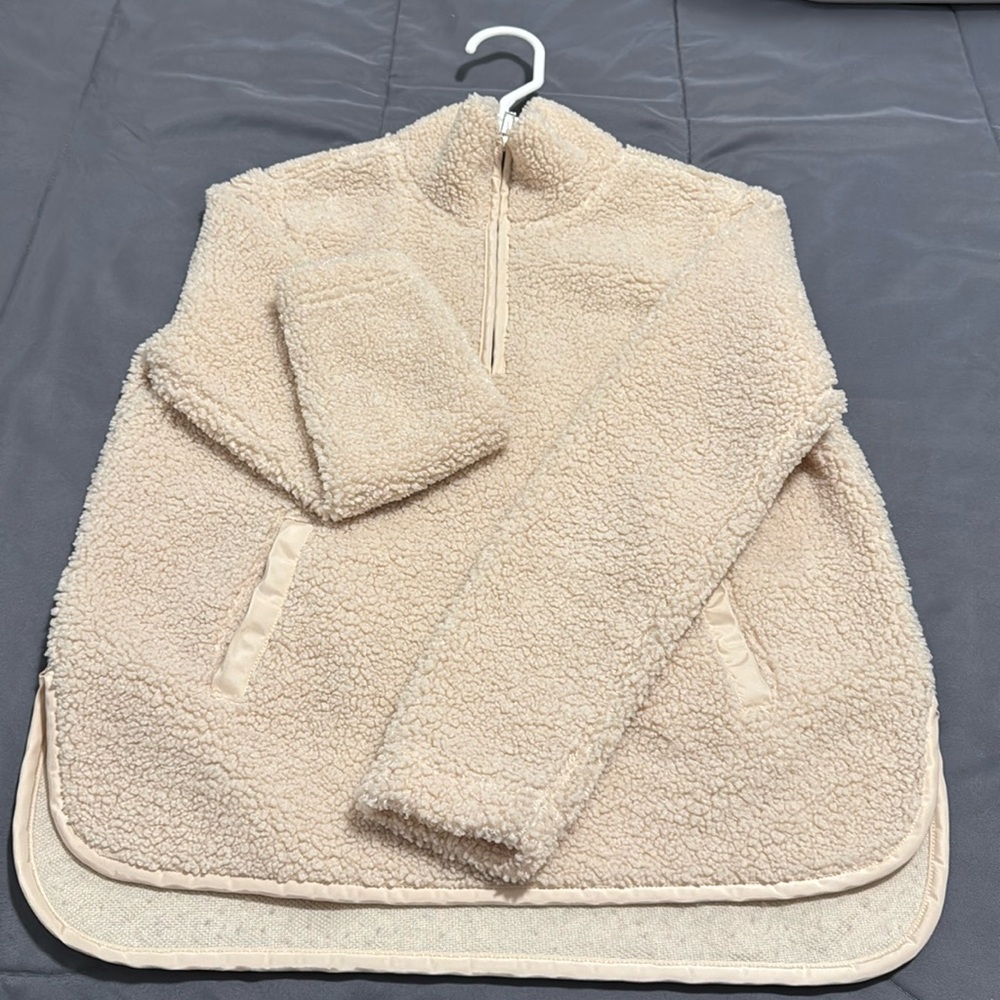 Cream teddy pull over